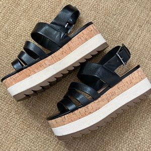 Zara Black Strappy Platform Sandals Size 7